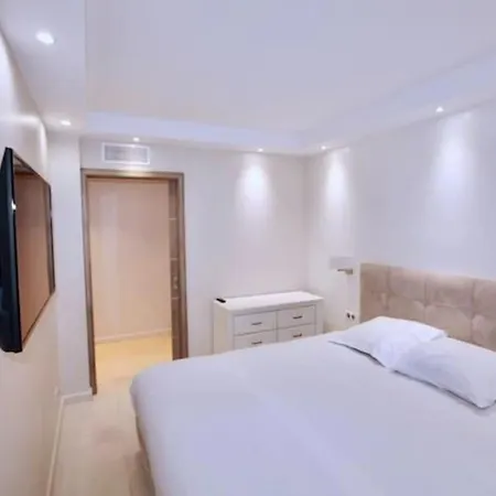Croisette - Wonderfull 3 Bedrooms Apartment *
